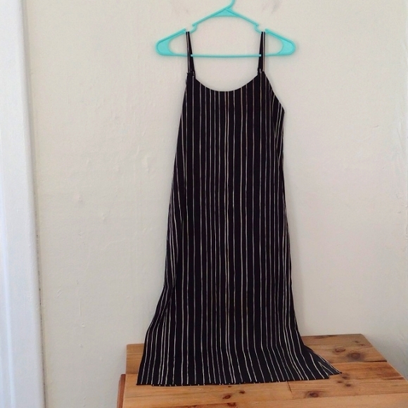 Alice & Olivia Black Striped Spaghetti Strap Midi Dress Size 0 - Picture 3 of 15